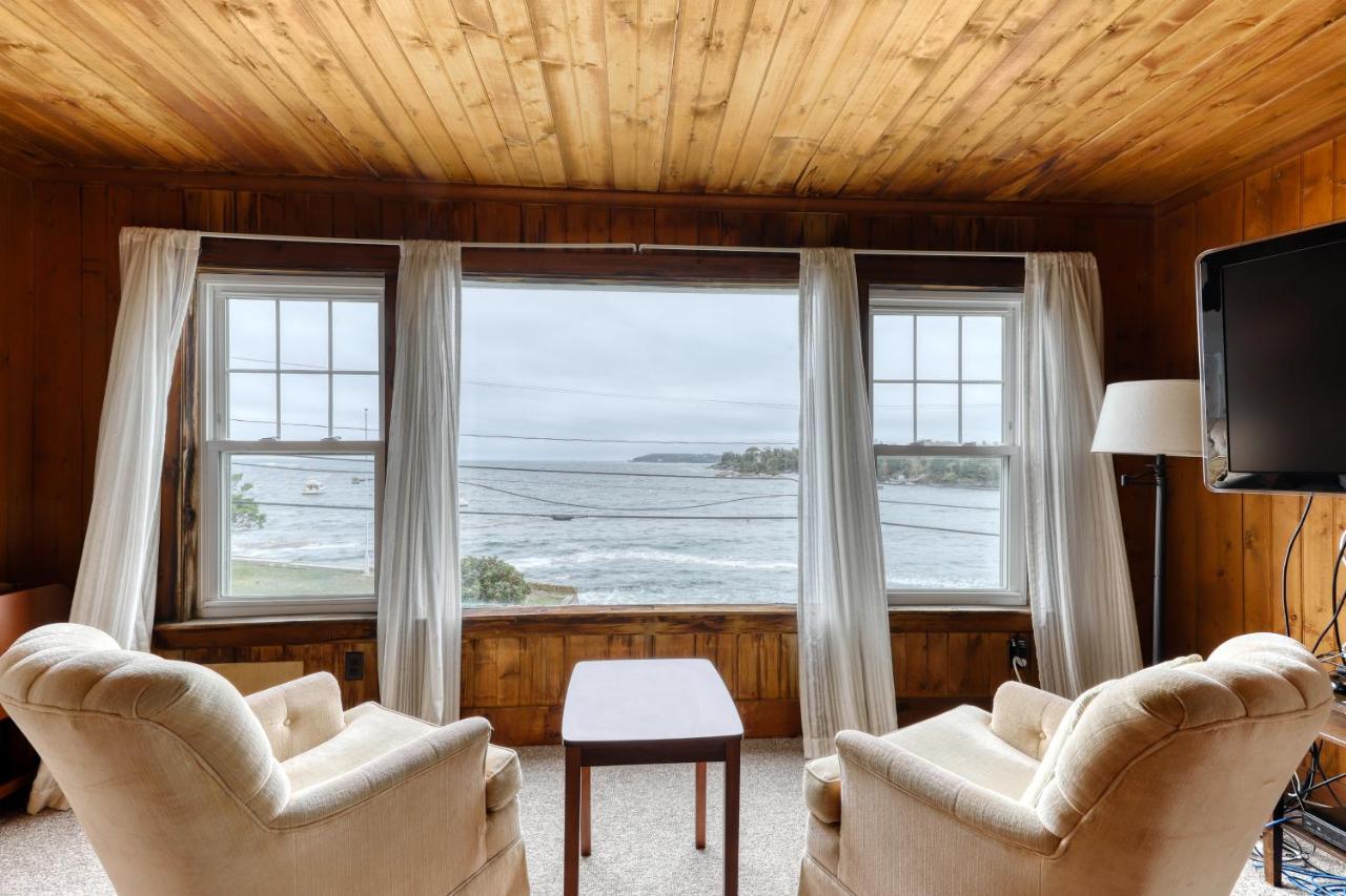 Spruce Ledge * East Boothbay